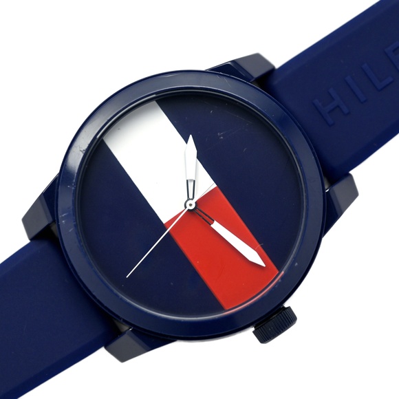 Tommy Hilfiger Men's Quartz Plastic and Rubber Casual Watch Blue 1791322 - Picture 2 of 10